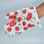 Designer Multicoloured Oven Mitt and Pot Holder - Image 3